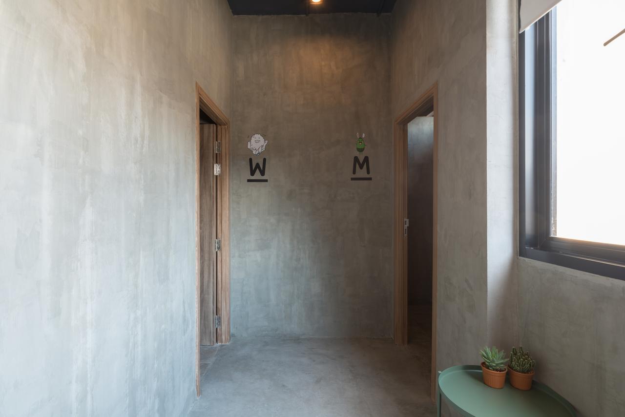Yor Yak Hostel Bangkok Ngoại thất bức ảnh